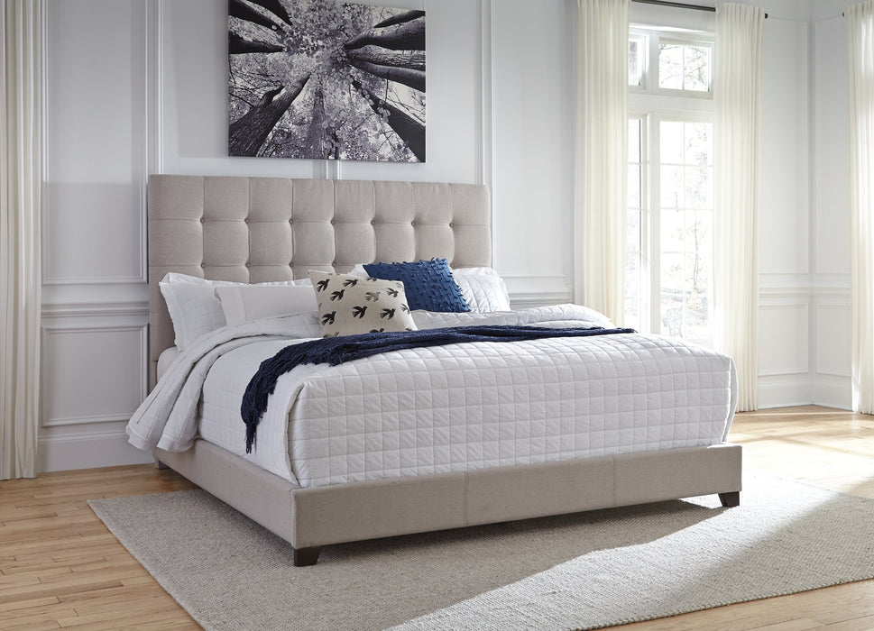 Dolante Upholstered Bed - Furniture 4 Less (Jacksonville, NC)