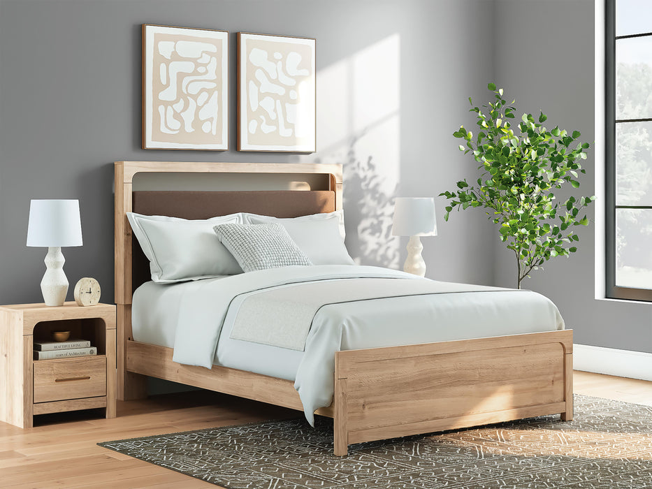 Kinlanni Bedroom Set - Furniture 4 Less (Jacksonville, NC)