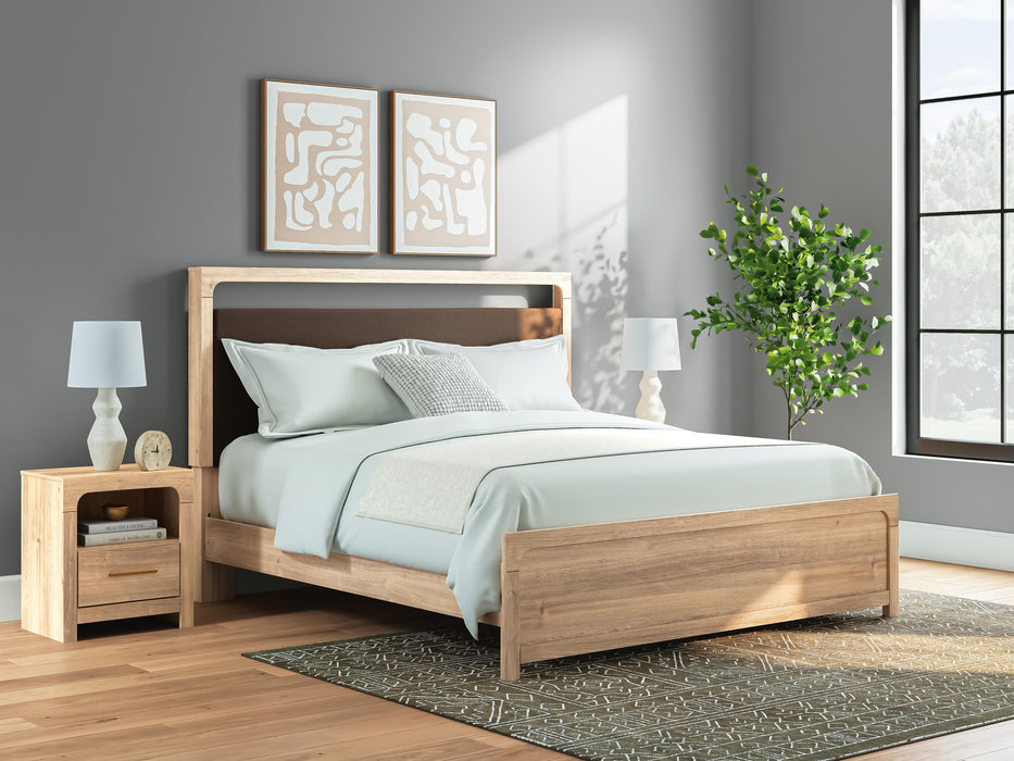 Kinlanni Bedroom Set - Furniture 4 Less (Jacksonville, NC)