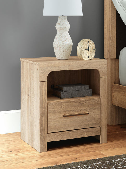 Kinlanni Bedroom Set - Furniture 4 Less (Jacksonville, NC)