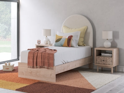 Arloster Upholstered Bed - Furniture 4 Less (Jacksonville, NC)