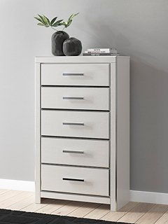 Zuraleus Chest of Drawers - Furniture 4 Less (Jacksonville, NC)