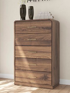 Fortlorn Chest of Drawers - Furniture 4 Less (Jacksonville, NC)