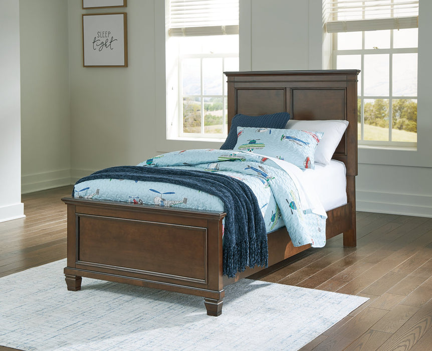 Danabrin Bed - Furniture 4 Less (Jacksonville, NC)