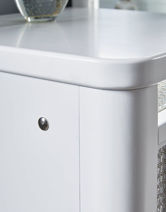 Chalanna Vanity with Mirror - Furniture 4 Less (Jacksonville, NC)