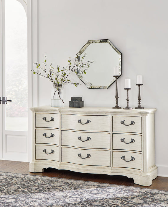 Arlendyne Dresser and Mirror - Furniture 4 Less (Jacksonville, NC)