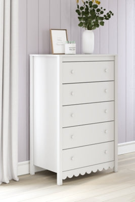 Hallityn Chest of Drawers - Furniture 4 Less (Jacksonville, NC)