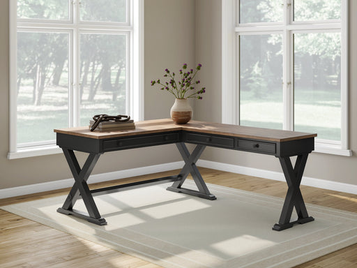 Wildenauer Home Office Desk - Furniture 4 Less (Jacksonville, NC)