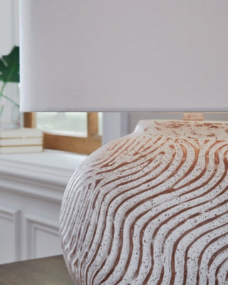 Vien Table Lamp - Furniture 4 Less (Jacksonville, NC)
