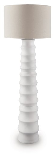 Veraleigh Floor Lamp - Furniture 4 Less (Jacksonville, NC)