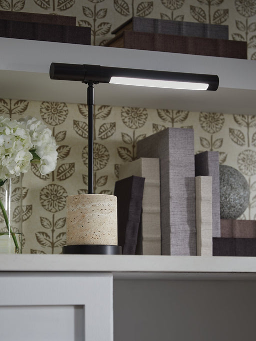 Vinmour Desk Lamp - Furniture 4 Less (Jacksonville, NC)