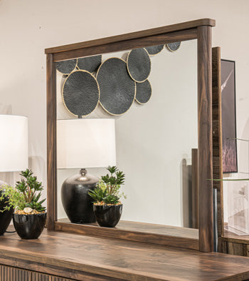 Pamytta Dresser and Mirror - Furniture 4 Less (Jacksonville, NC)