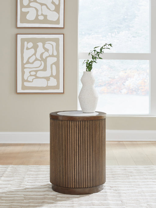 Hadonna End Table - Furniture 4 Less (Jacksonville, NC)