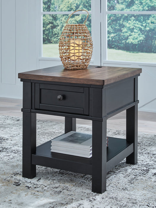 Wildenauer End Table - Furniture 4 Less (Jacksonville, NC)