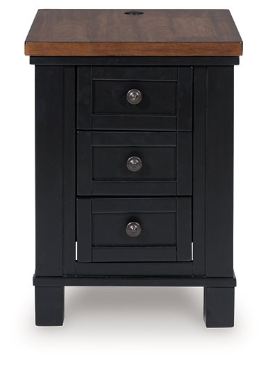 Wildenauer Chairside End Table - Furniture 4 Less (Jacksonville, NC)