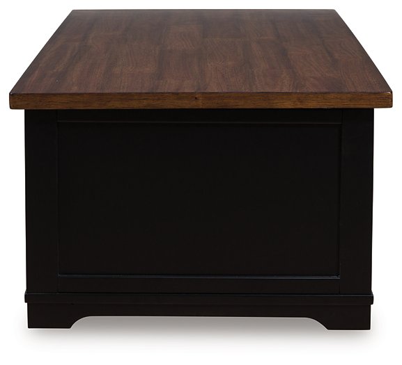 Wildenauer Lift-Top Coffee Table - Furniture 4 Less (Jacksonville, NC)