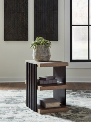 Rylandyn End Table - Furniture 4 Less (Jacksonville, NC)