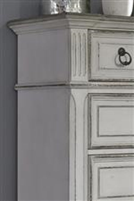 Liberty Furniture Abbey Park Drawer Dresser in Antique White - Furniture 4 Less (Jacksonville, NC)